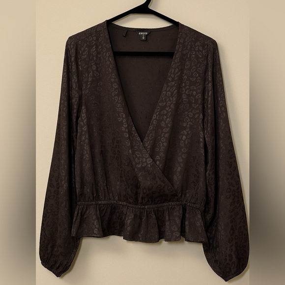 Buffalo Satin animal print faux rap balloon sleeve semi peplum top - Picture 3 of 5